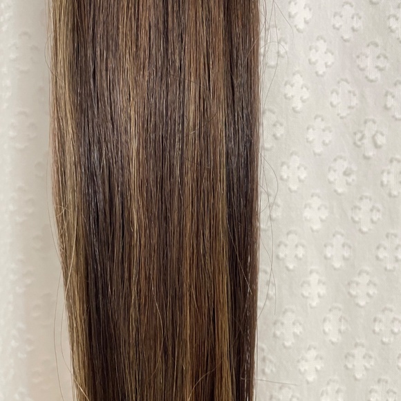 Lightly worn EHP Original Tape-In Extensions- 17 panels-21 inches - Picture 12 of 16